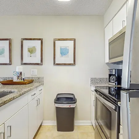 Royal Palms #1006 Apartment